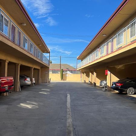 Deluxe Inn La Huntington Park Exterior photo