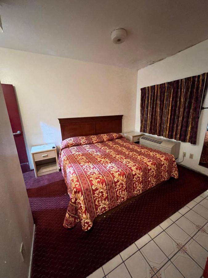 Deluxe Inn La Huntington Park Exterior photo