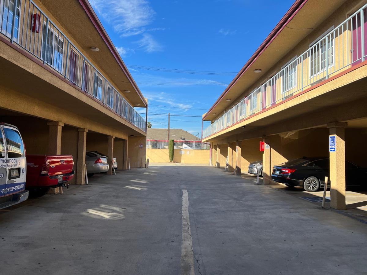 Deluxe Inn La Huntington Park Exterior photo