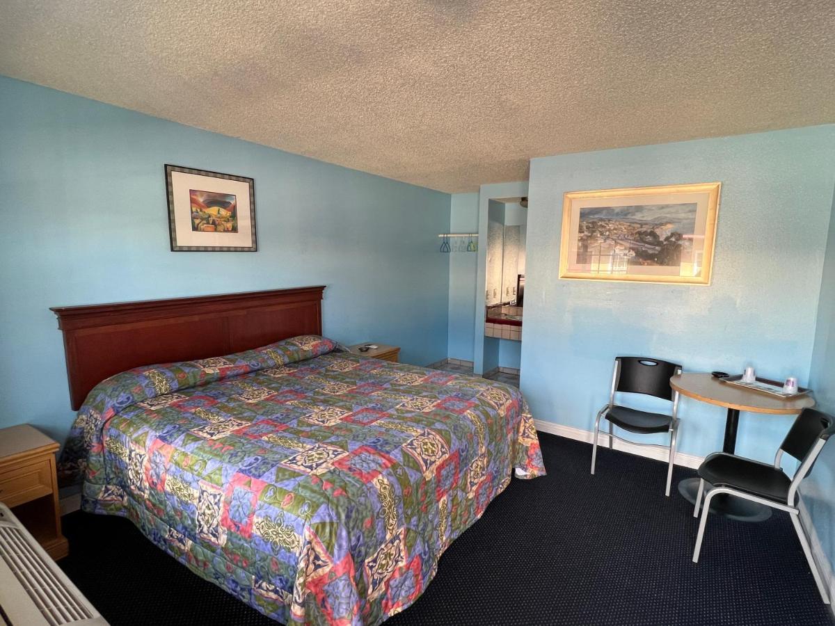 Deluxe Inn La Huntington Park Exterior photo