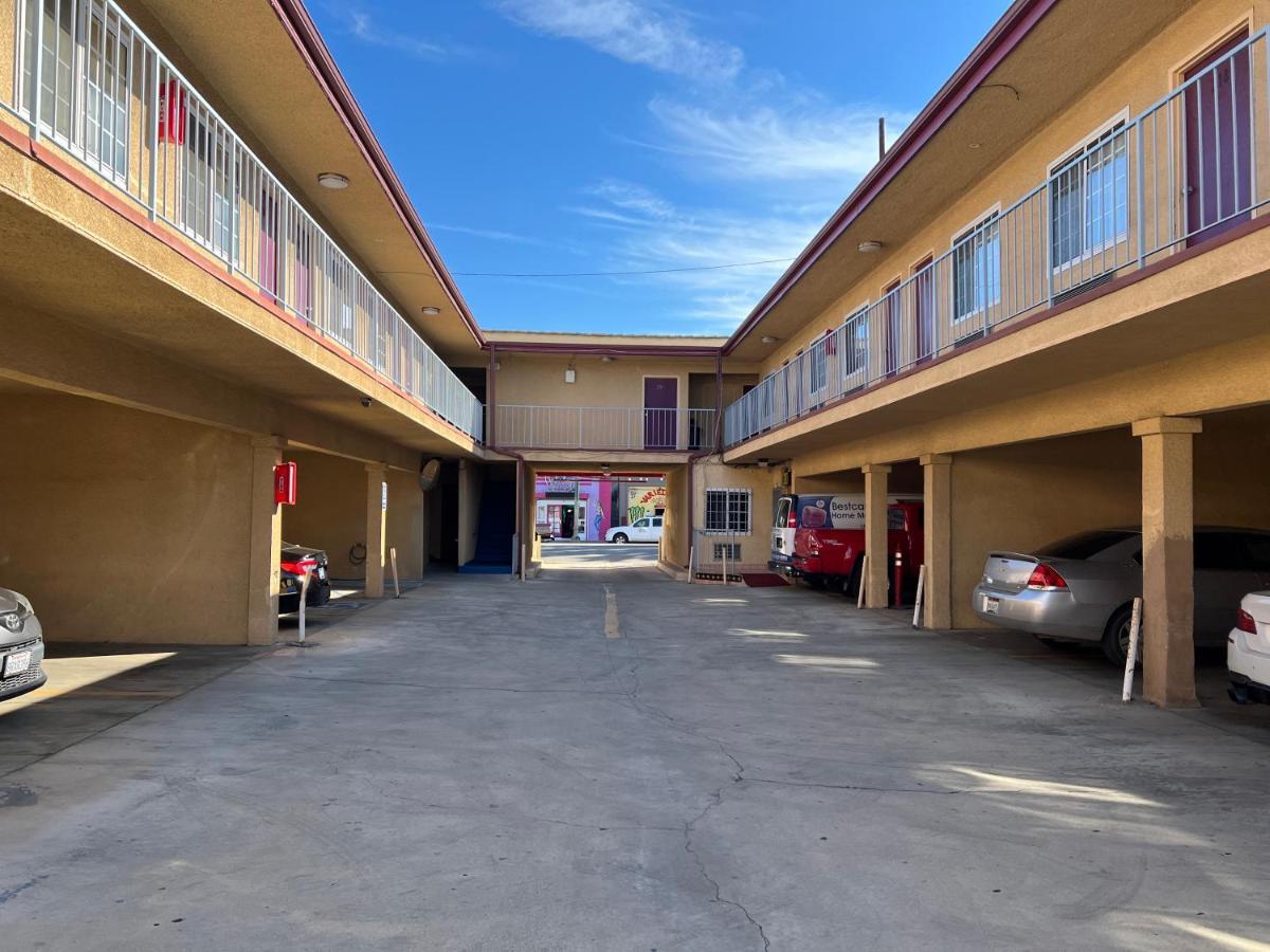 Deluxe Inn La Huntington Park Exterior photo