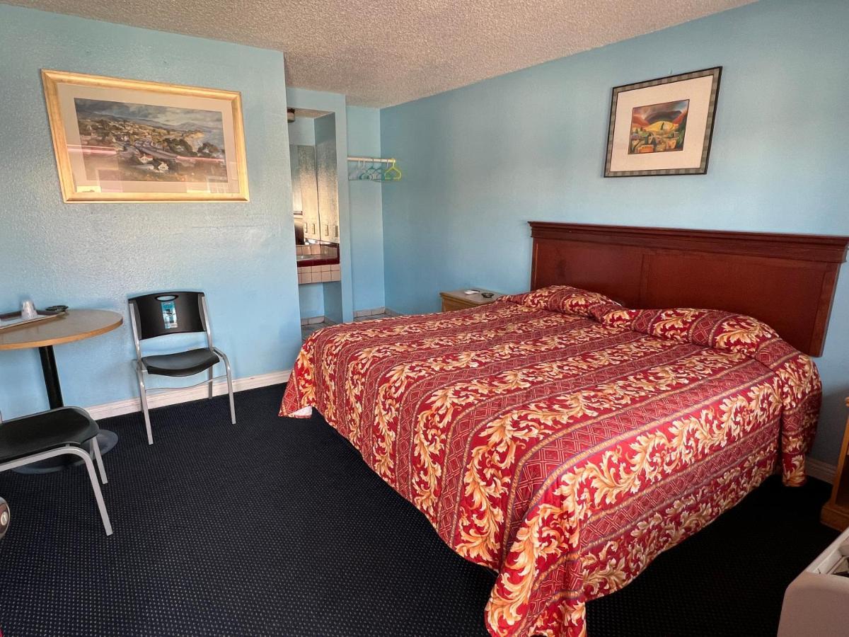 Deluxe Inn La Huntington Park Exterior photo