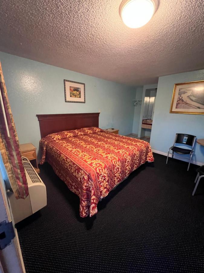 Deluxe Inn La Huntington Park Exterior photo